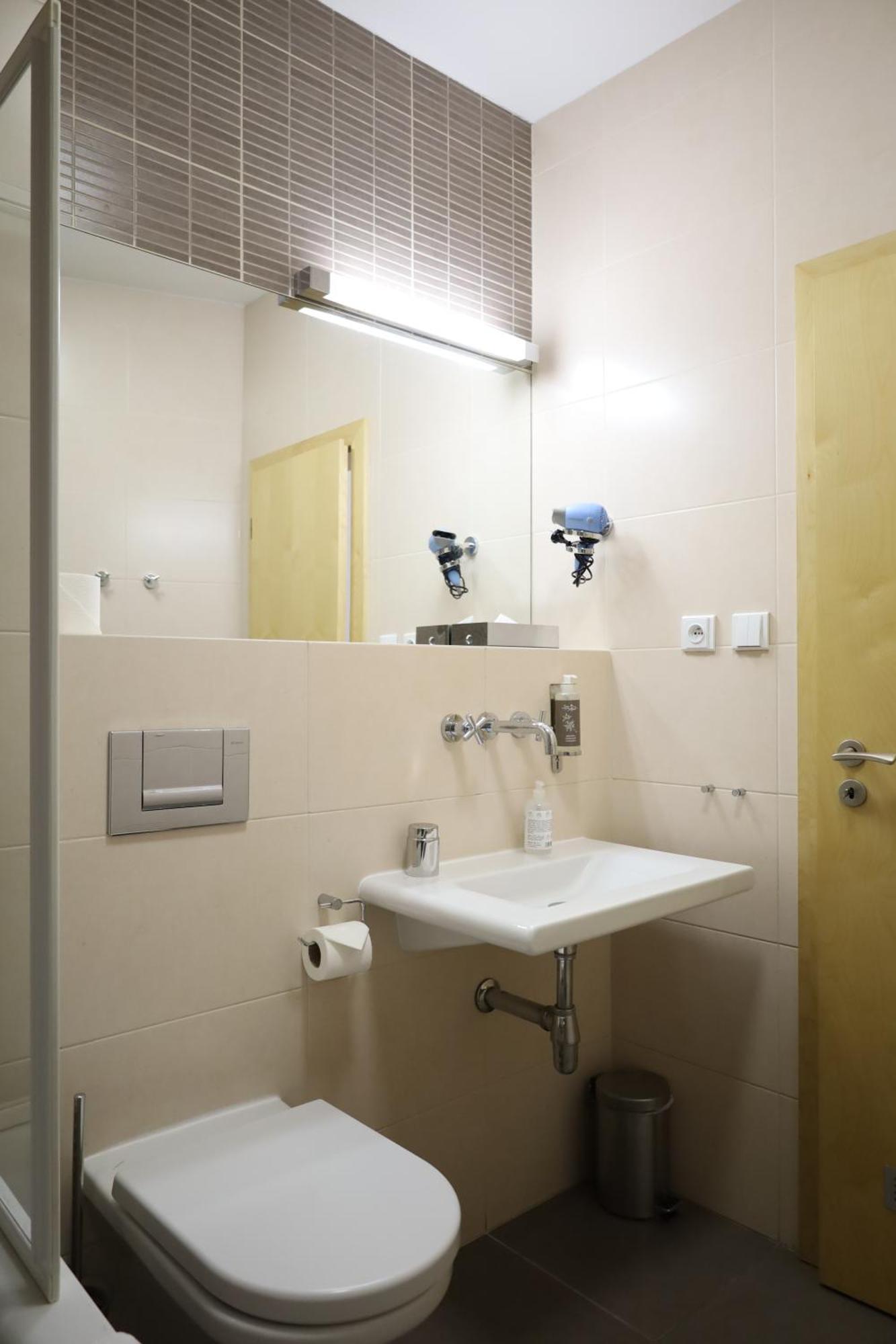 Rezidence Ostrovni Apart otel Prag Dış mekan fotoğraf
