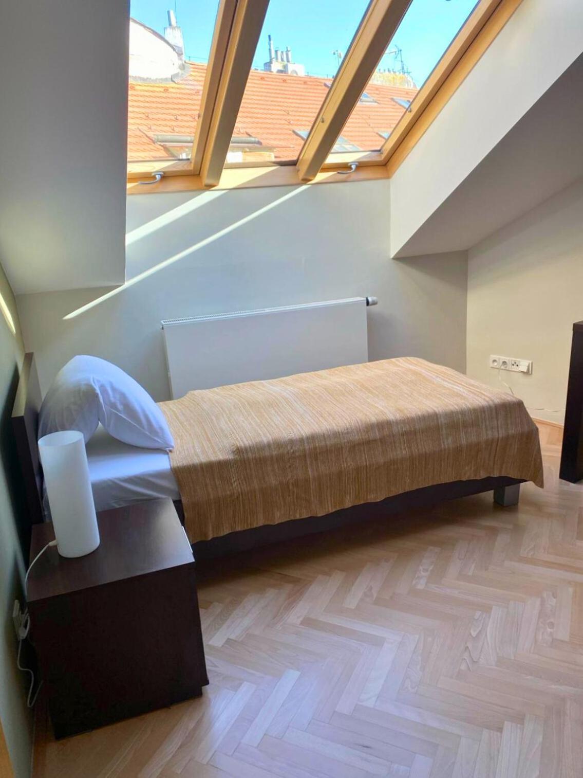 Rezidence Ostrovni Apart otel Prag Dış mekan fotoğraf